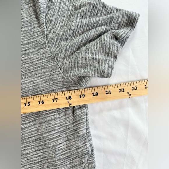 Men's Old Navy Short Sleeve Gray Henley Size Large - Picture 5 of 9